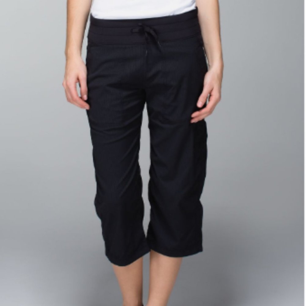 Lululemom Studio Crop Size 8 Black Unlined